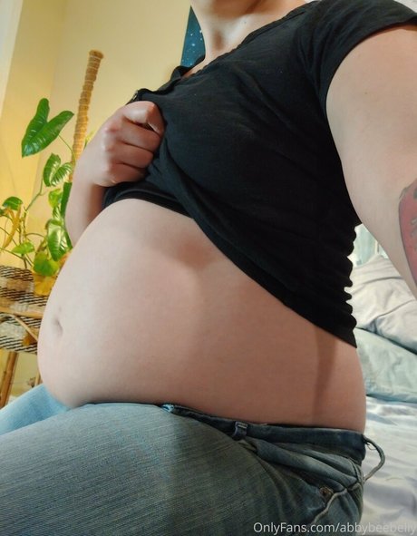 abbybeebelly onlyfans sex