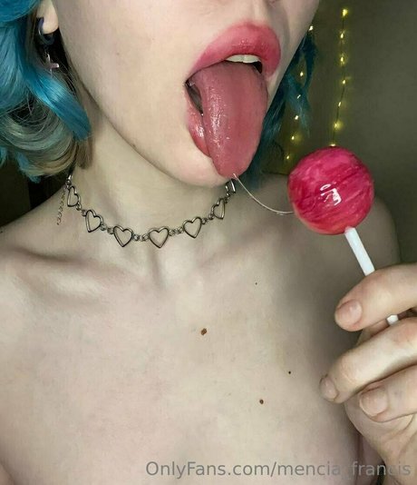 mencia francis only fans pics