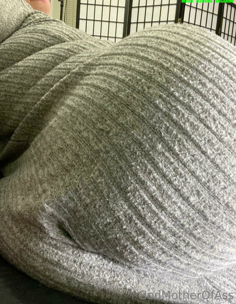 godmotherofassfree onlyfans sex tape