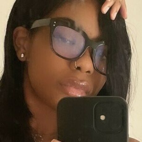 Skulltapz onlyfans content