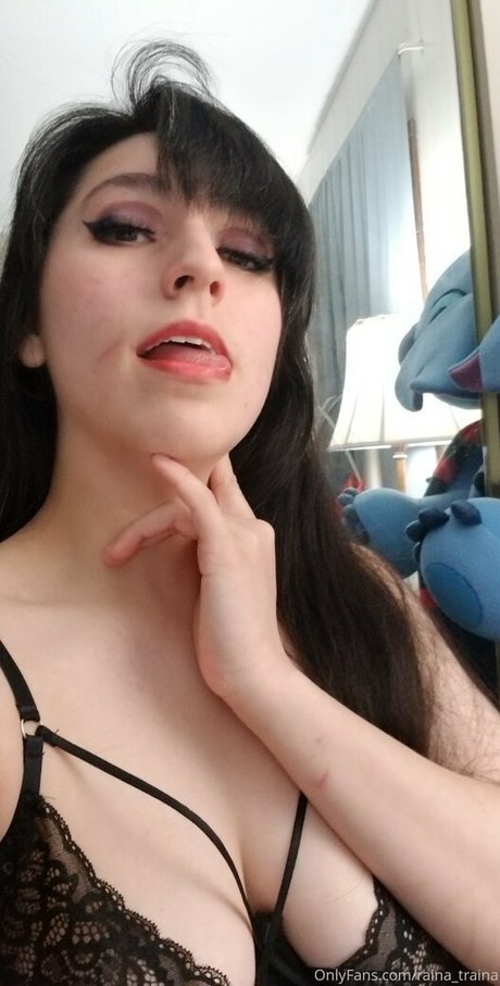 raina traina naked onlyfans leak
