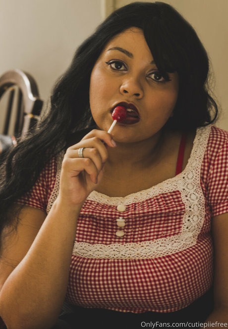 cutiepiiefree only fans photos