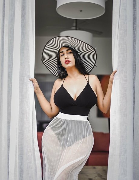 scarlettmrose leaked onlyfans