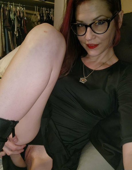 keriberry 420 naked only fans