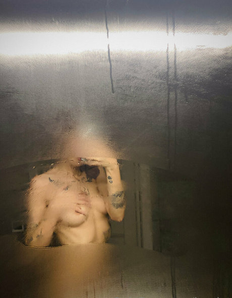 layslet onlyfans leaked tits