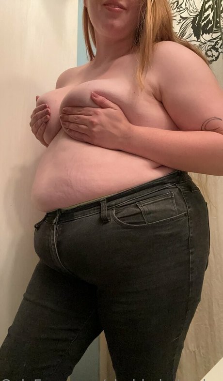 chubbybabecharlie naked onlyfans