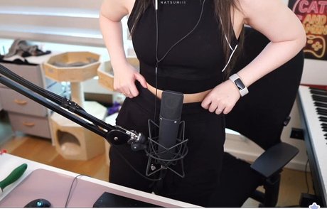 lolnatsumiii only fans pics