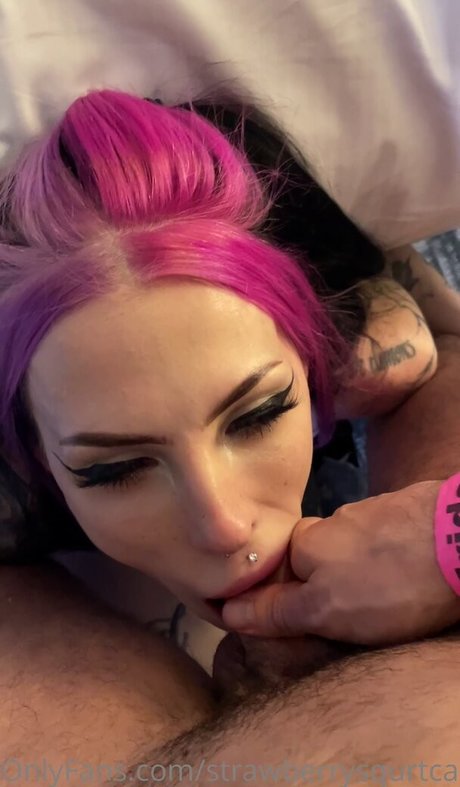 Strawberrysquirtcake onlyfans for free