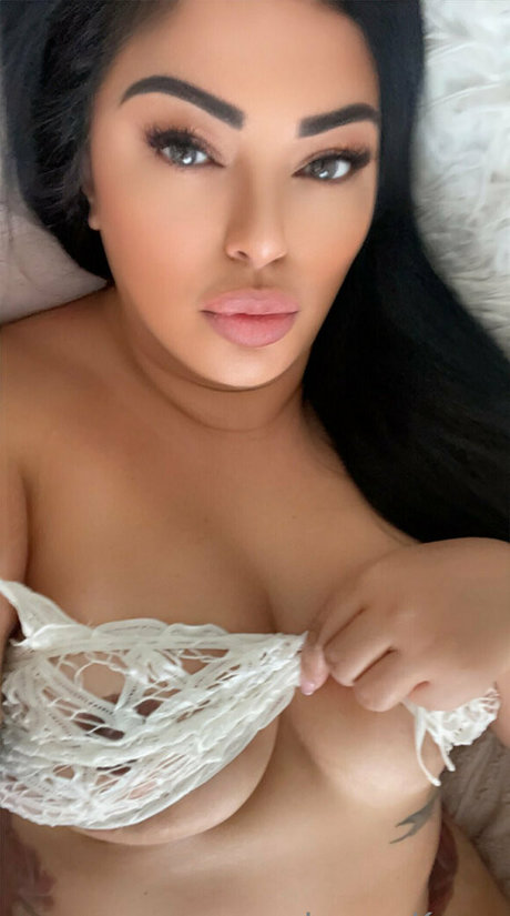 thick jennakumz onlyfans archive