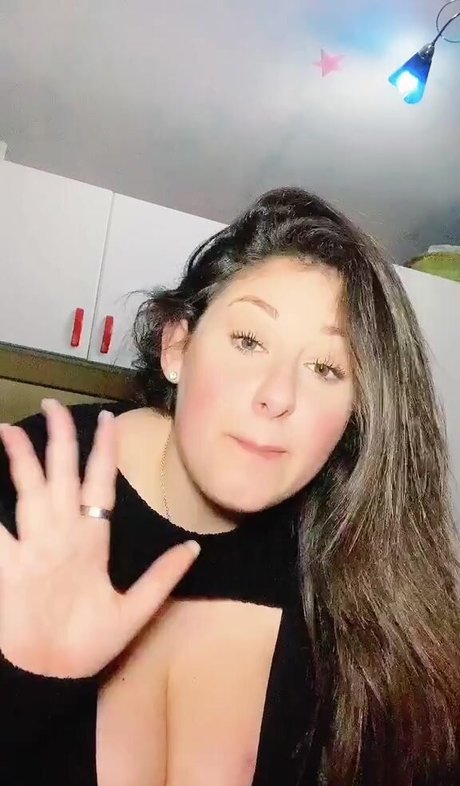 Jolanda Tummolillo onlyfans naked