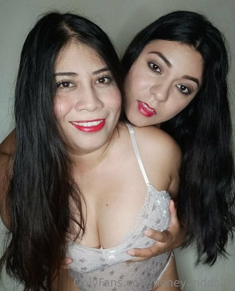 honeyanddolly onlyfans nudes leak