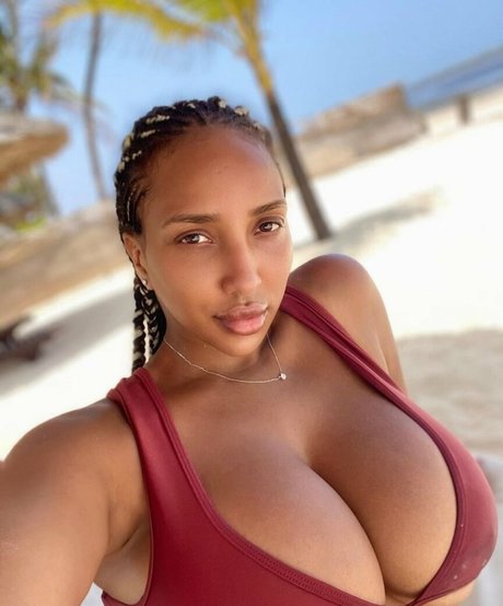 ShayLiving onlyfans naked pics