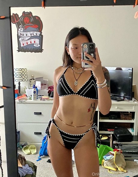 egg thief onlyfans leaks.