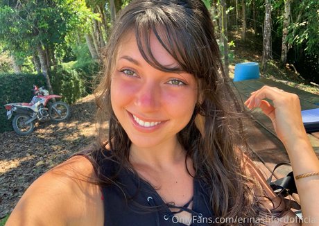 erinashford onlyfans leaks porn