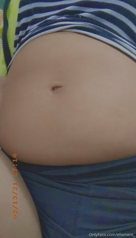 ellaeating only fans nude