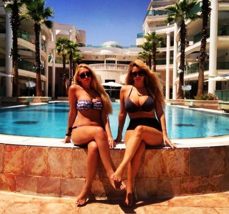 Nicolle A xxx only fans