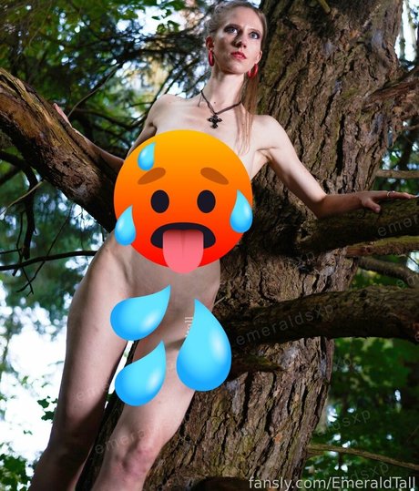 EmeraldsXP nudes onlyfans leaks