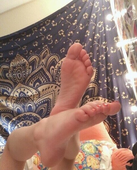 Honeyrabbiit only fans pic