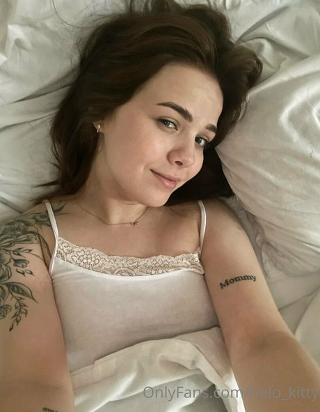 helo kitty leaked nudes onlyfans