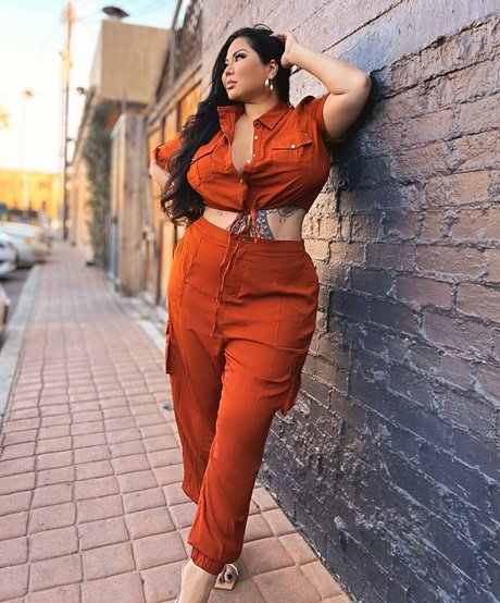 Mizuki Brown onlyfans picture