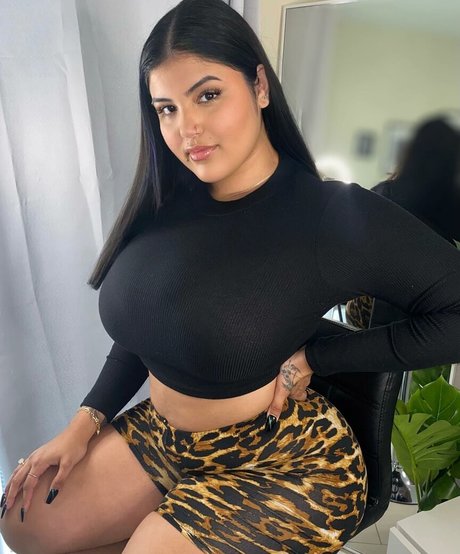 Marian Tatte is on onlyfans