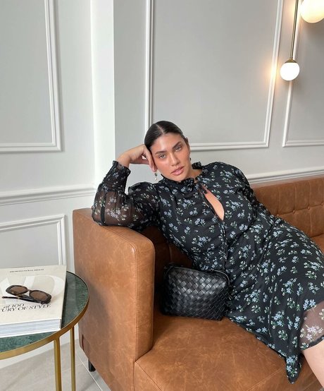 La Tecia Thomas onlyfans ass