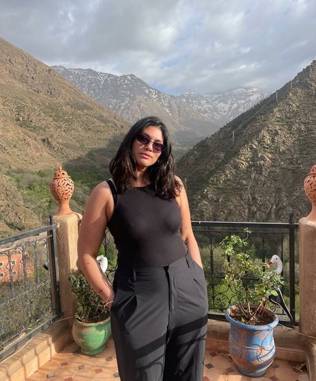 La Tecia Thomas fans only