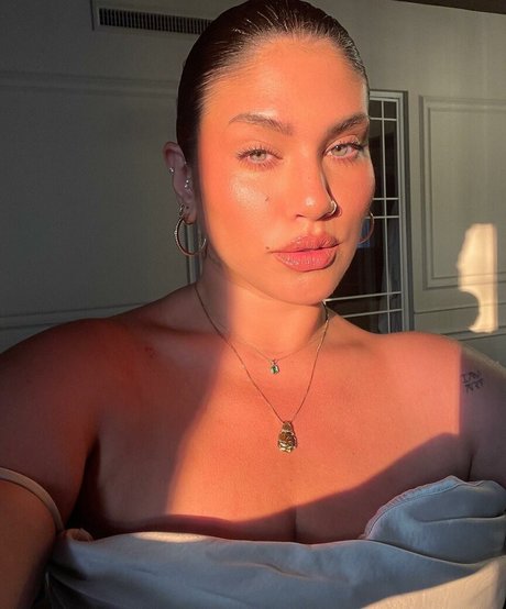 La Tecia Thomas onlyfans ass