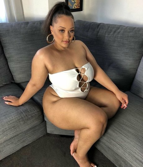 Natalie E Wade nude onlyfans leaks