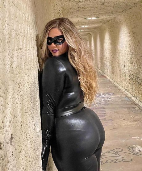 Ellanabryan onlyfans leaked naked