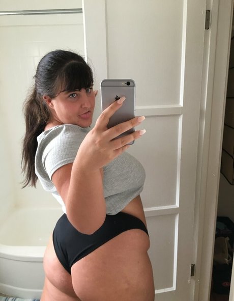 freeleila Profile pic