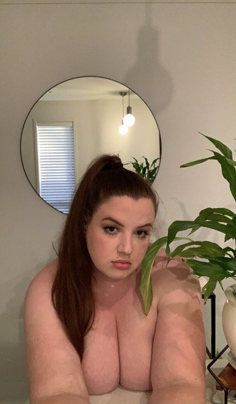 mslauramonique naked onlyfans leak