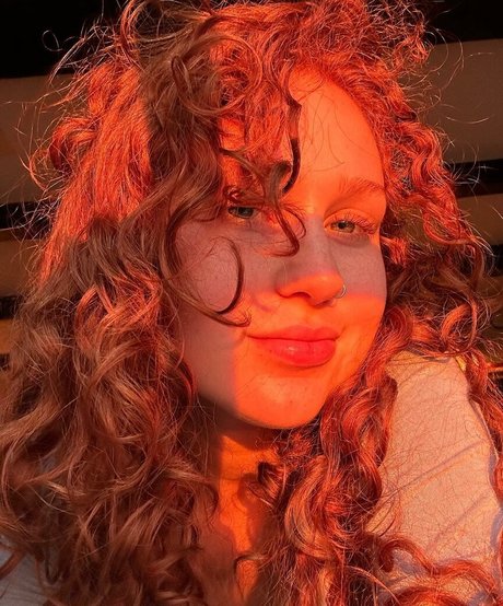 Nika Parker onlyfans sexy