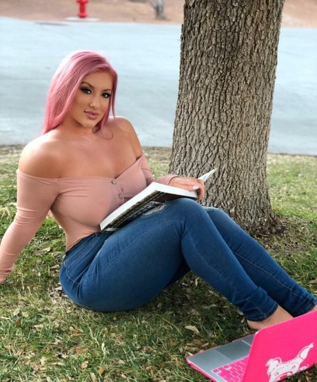 Taya Christian onlyfans naked leaked