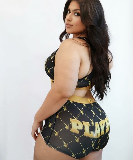 thick thighs onlyfans sexy nudes photo