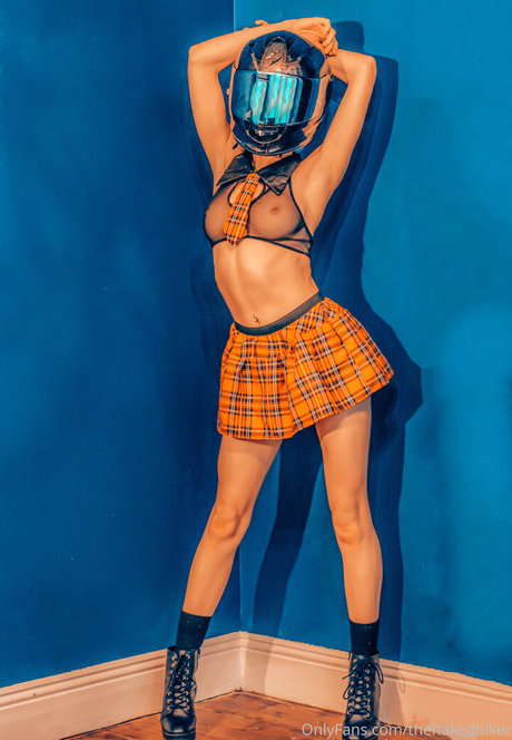 thenakedbiker onlyfans nude pics