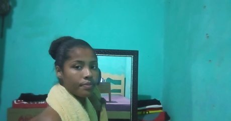 Vitoria Souza nude on onlyfans