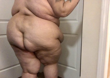 lesbian fuck onlyfans beautiful xxx snapshot