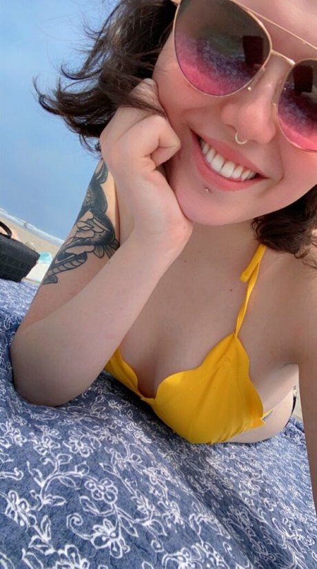 bigbellybenni free onlyfans