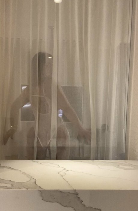 laurenpisciotta onlyfans leaked nudes