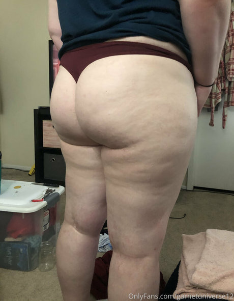 garnetuniverse12 onlyfans sex