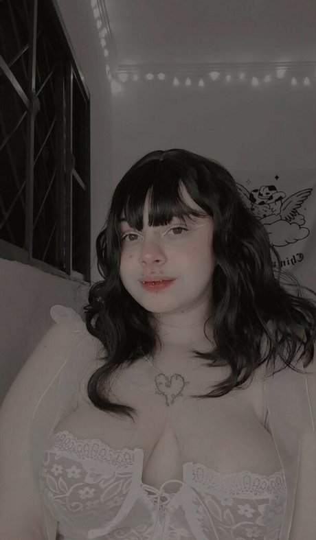 Bratz sw onlyfans public photos