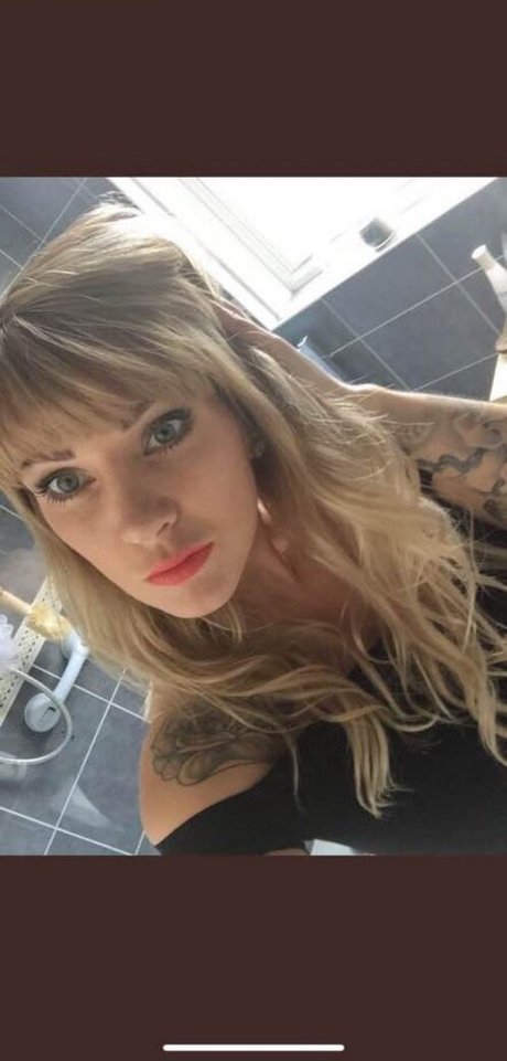 Sharni Knighton onlyfans leaks porn