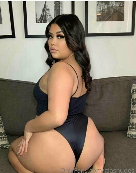 giasnudes Profile pic