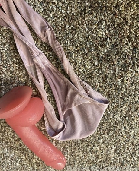 peachesisastonedfruit2 onlyfans naked leaks