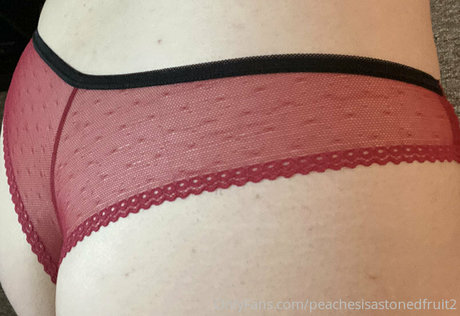 peachesisastonedfruit2 onlyfans leak ass