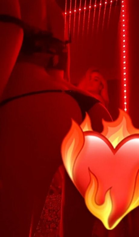 Joyce Santos onlyfans leaks naked