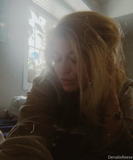 denalireese onlyfans model photos