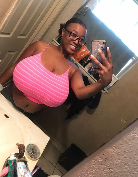 blonde milf onlyfans art naked plate