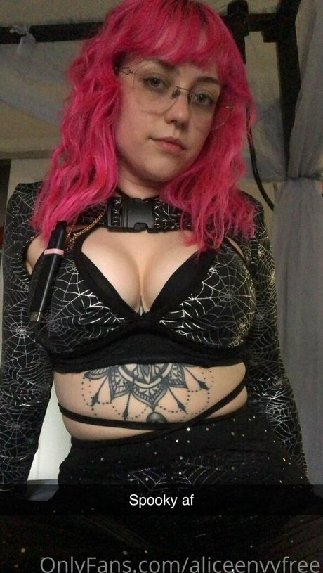 aliceenvyfree onlyfans porn leaked